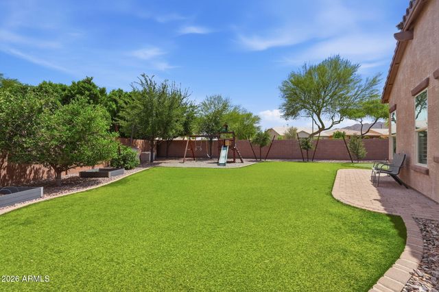 7827 S Sequoia Drive, Gilbert, AZ 85298