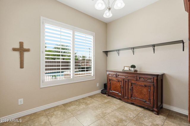 7827 S Sequoia Drive, Gilbert, AZ 85298