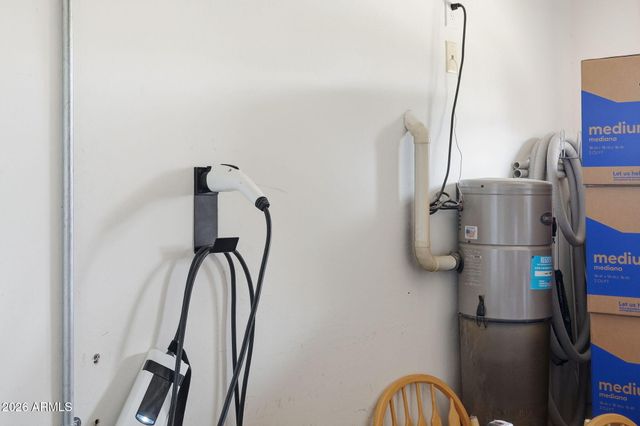 7827 S Sequoia Drive, Gilbert, AZ 85298