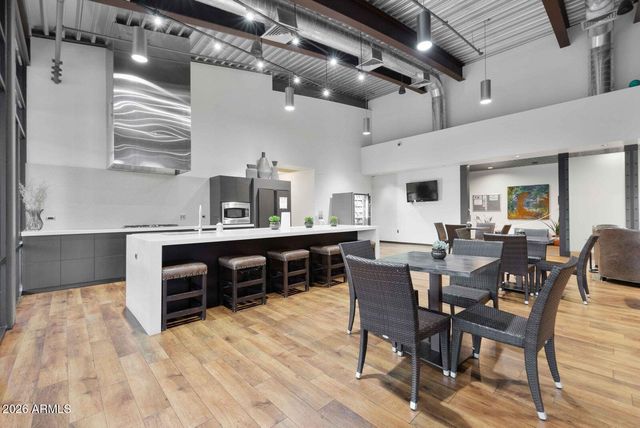 7827 S Sequoia Drive, Gilbert, AZ 85298