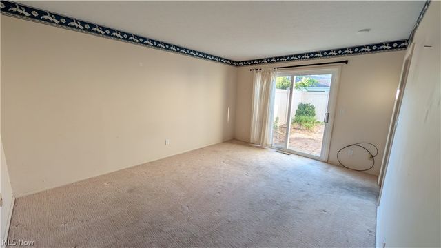 4842 Red Pine Way, North Ridgeville, OH 44039