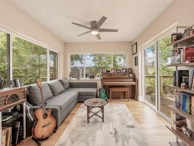 304 E JERSEY STREET, Orlando, FL 32806