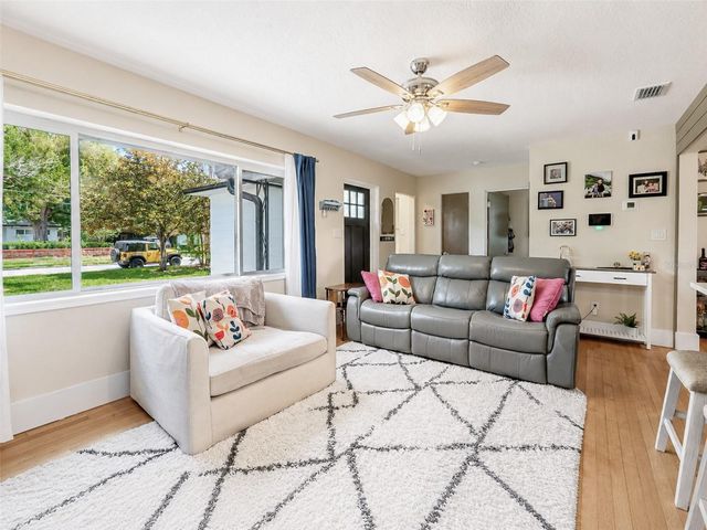 304 E JERSEY STREET, Orlando, FL 32806
