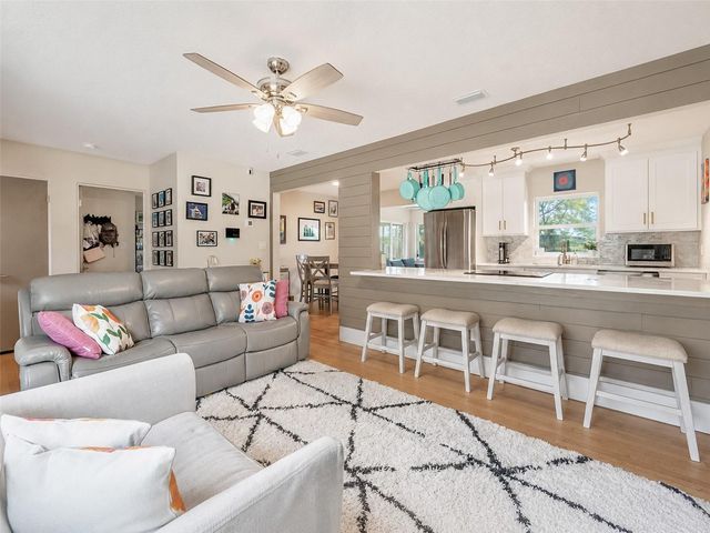 304 E JERSEY STREET, Orlando, FL 32806