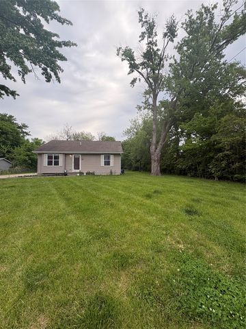 346 E Titus Avenue, Des Moines, IA 50315
