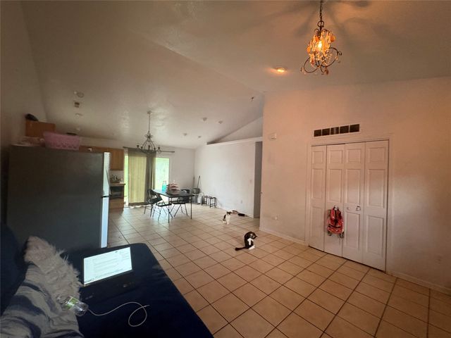 346 E Titus Avenue, Des Moines, IA 50315