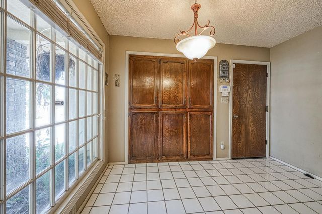 2677 W Wrenwood Avenue, Fresno, CA 93711