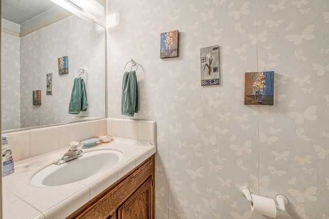 2677 W Wrenwood Avenue, Fresno, CA 93711