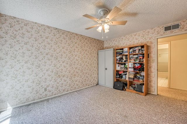 2677 W Wrenwood Avenue, Fresno, CA 93711