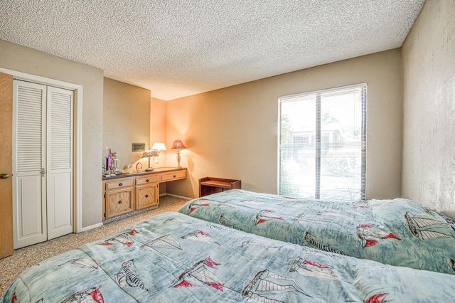 2677 W Wrenwood Avenue, Fresno, CA 93711