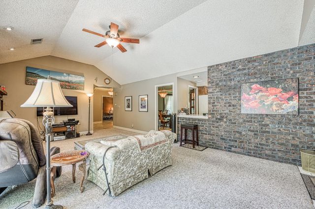 2677 W Wrenwood Avenue, Fresno, CA 93711