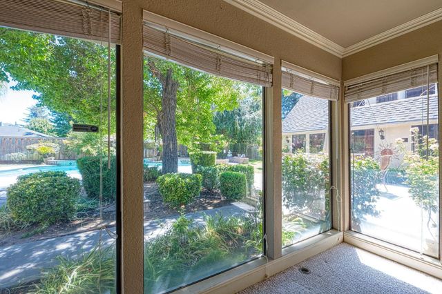 2677 W Wrenwood Avenue, Fresno, CA 93711