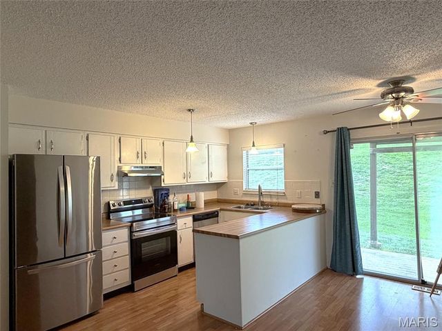 790 Delray Drive G, St Peters, MO 63376