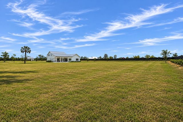 4836 SW Savage Street, Palm City, FL 34990