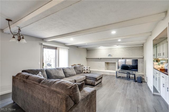 5880 Deepwood Trail, Solon, OH 44139