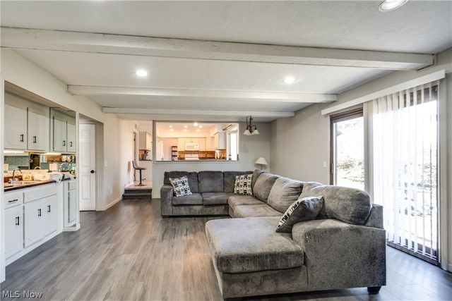 5880 Deepwood Trail, Solon, OH 44139