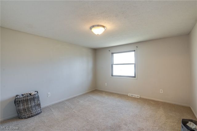 5880 Deepwood Trail, Solon, OH 44139