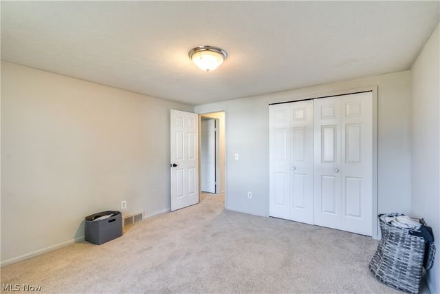 5880 Deepwood Trail, Solon, OH 44139