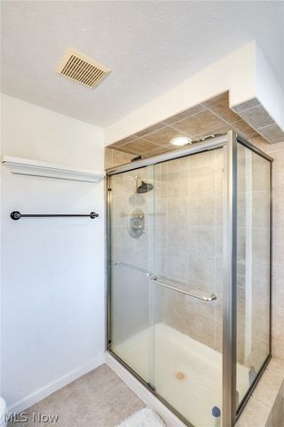 5880 Deepwood Trail, Solon, OH 44139