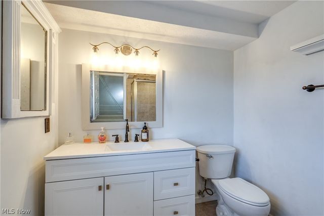 5880 Deepwood Trail, Solon, OH 44139