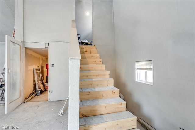 5880 Deepwood Trail, Solon, OH 44139