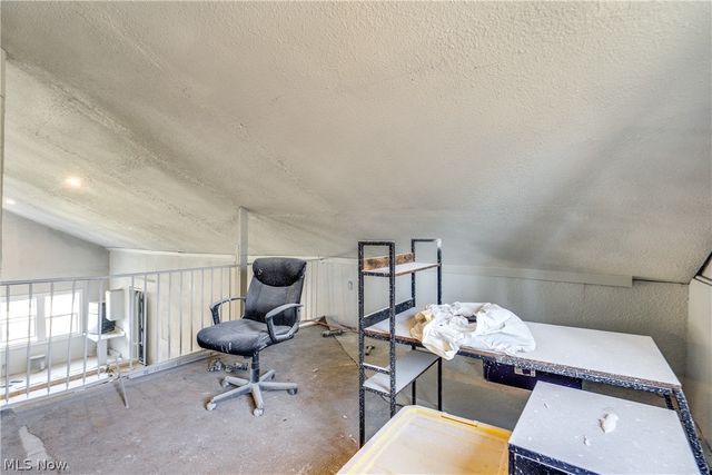 5880 Deepwood Trail, Solon, OH 44139