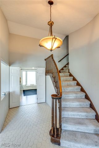 5880 Deepwood Trail, Solon, OH 44139