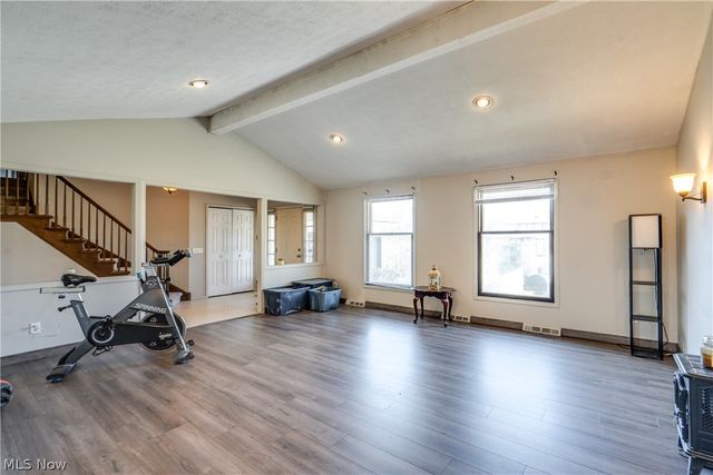 5880 Deepwood Trail, Solon, OH 44139