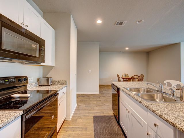 13001 Brahmin DR, Austin, TX 78724