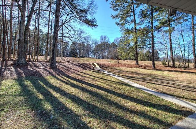 13 Harvard Place, Dallas, GA 30132