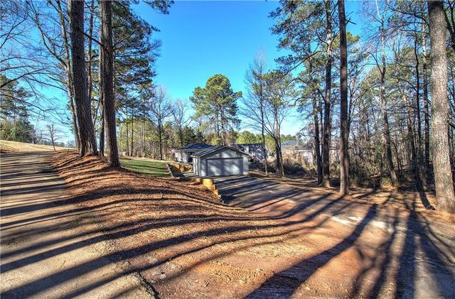 13 Harvard Place, Dallas, GA 30132