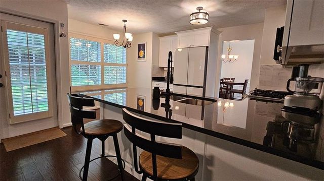 13030 CRABAPPLE LAKE Drive, Roswell, GA 30076