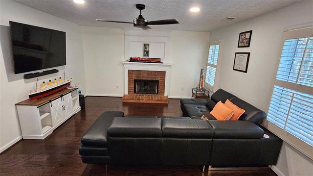 13030 CRABAPPLE LAKE Drive, Roswell, GA 30076