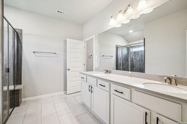 2034 EGRET AVE, New Braunfels, TX 78132