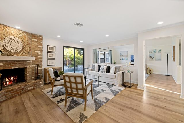 5716 Reinhold St, Fair Oaks, CA 95628