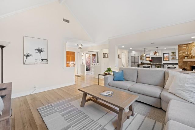 5716 Reinhold St, Fair Oaks, CA 95628