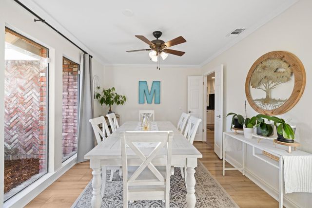 5716 Reinhold St, Fair Oaks, CA 95628
