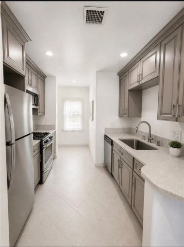 309 W Alhambra, Alhambra, CA 91801