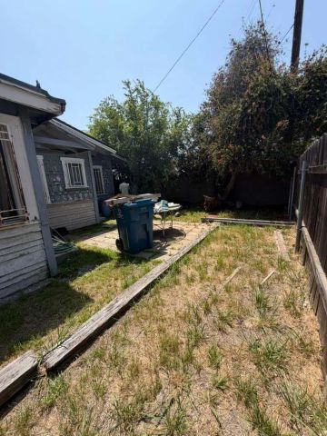 309 W Alhambra, Alhambra, CA 91801