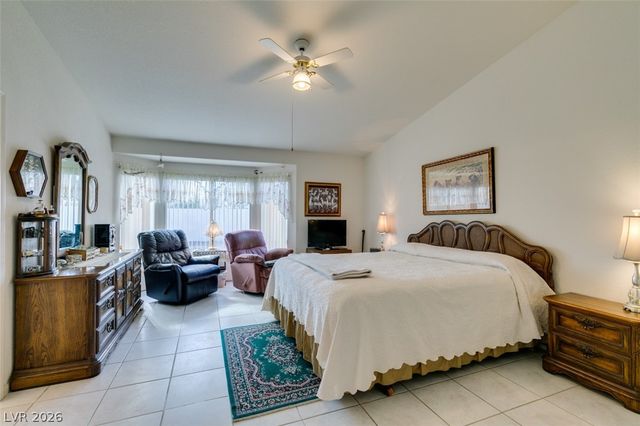 8113 Tropic Isle Circle, Las Vegas, NV 89128