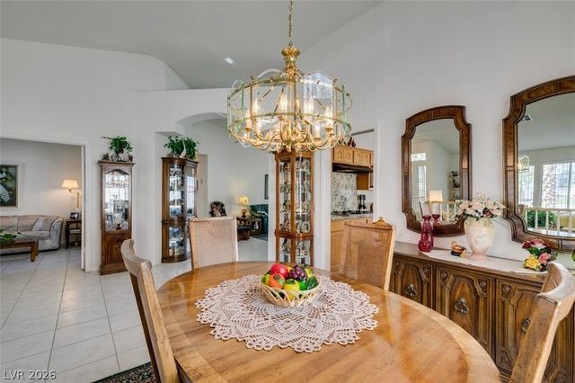 8113 Tropic Isle Circle, Las Vegas, NV 89128