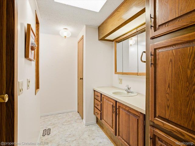 3333 Ravenswood Road 81, Marysville, MI 48040