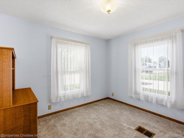 3333 Ravenswood Road 81, Marysville, MI 48040