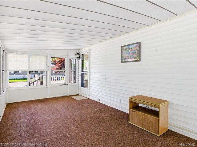 3333 Ravenswood Road 81, Marysville, MI 48040