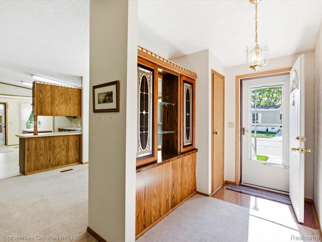 3333 Ravenswood Road 81, Marysville, MI 48040