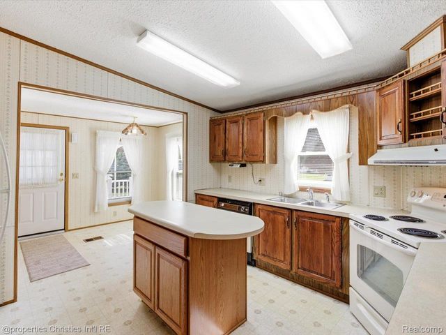 3333 Ravenswood Road 81, Marysville, MI 48040