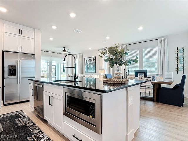 8735 Catamaran DR 3A-Villa, Naples, FL 34114