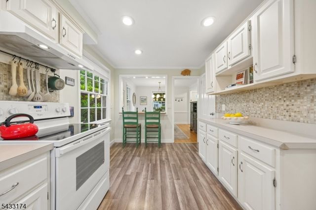 23 Benvenue Ave, West Orange Twp., NJ 07052