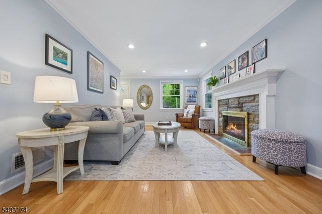 23 Benvenue Ave, West Orange Twp., NJ 07052