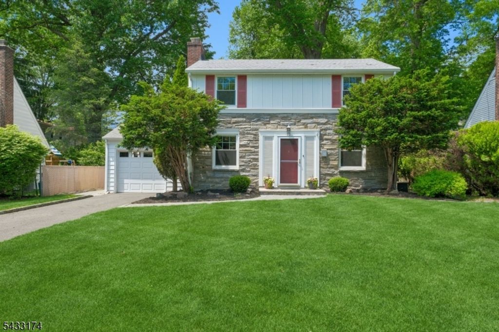 23 Benvenue Ave, West Orange Twp., NJ 07052